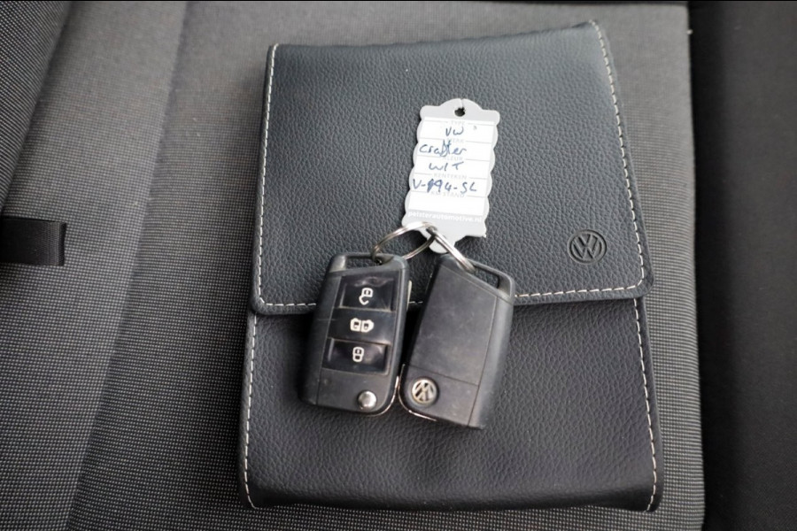 Volkswagen Crafter 35 2.0 TDI 177pk E6 RWD L3H3 (L2H2) Airco/Trekhaak 3500kg Airco 10-2018