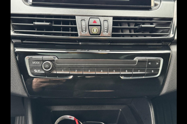 BMW 2 Serie Active Tourer 216i Advantage - Panorama dak I Navigatie I Airco I PDC /Achteruitrij camera I Sport velgen I Dealer ond