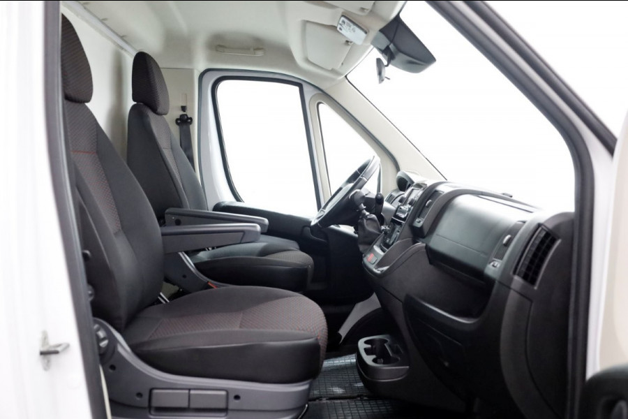 Peugeot Boxer 2.2 BlueHDi 165pk Durisotti Lowliner Bakwagen met laadklep L454cm 01-2023