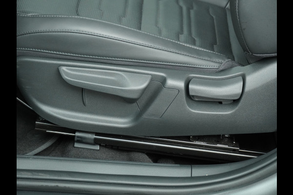 Kia Niro EV DynamicPlusLine 64.8 kWh Automaat - Climate Control - LED - Stoel/Stuurverwarming - Leder - Navigatie - Adaptief Cruise Control - Fabrieksgarantie Tot 2031