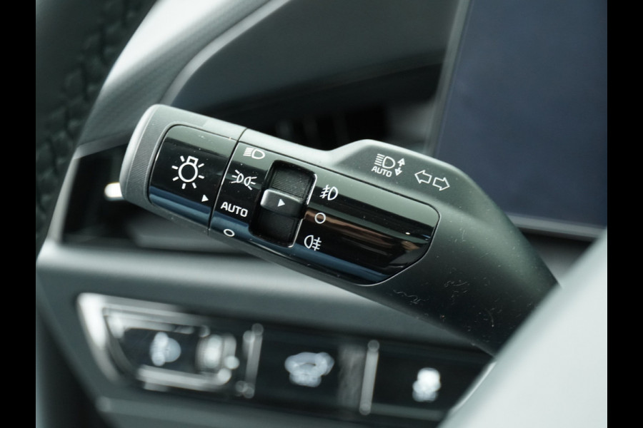 Kia Niro EV DynamicPlusLine 64.8 kWh Automaat - Climate Control - LED - Stoel/Stuurverwarming - Leder - Navigatie - Adaptief Cruise Control - Fabrieksgarantie Tot 2031