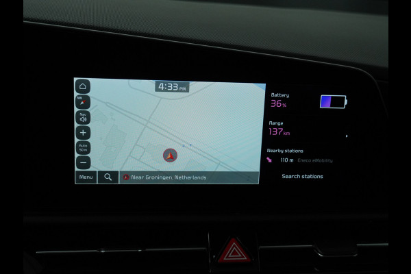 Kia Niro EV DynamicPlusLine 64.8 kWh Automaat - Climate Control - LED - Stoel/Stuurverwarming - Leder - Navigatie - Adaptief Cruise Control - Fabrieksgarantie Tot 2031
