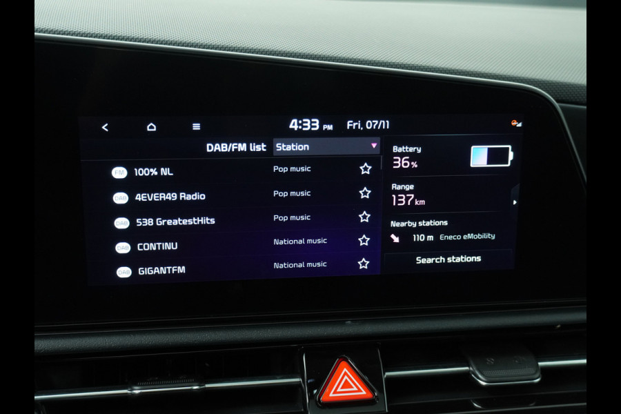 Kia Niro EV DynamicPlusLine 64.8 kWh Automaat - Climate Control - LED - Stoel/Stuurverwarming - Leder - Navigatie - Adaptief Cruise Control - Fabrieksgarantie Tot 2031