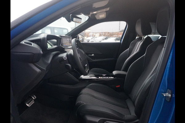 Peugeot e-2008 EV GT 54 kWh Camera pakket | 4 Seizoensbanden