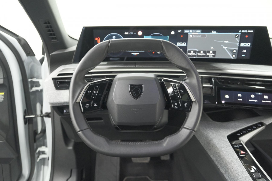 Peugeot 5008 Hybrid 136 e-DCS6 Allure | 7 Zitplaatsen | Camera | Stoelverwarming | Panoramic Navigation pack