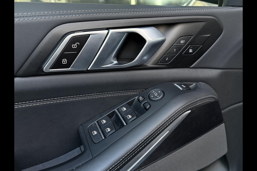 BMW X5 xDrive50e M SPORT PRO | PANORAMA | HARMAN KARDON | TREKHAAK | M STOELEN | ICONIC GLOW |