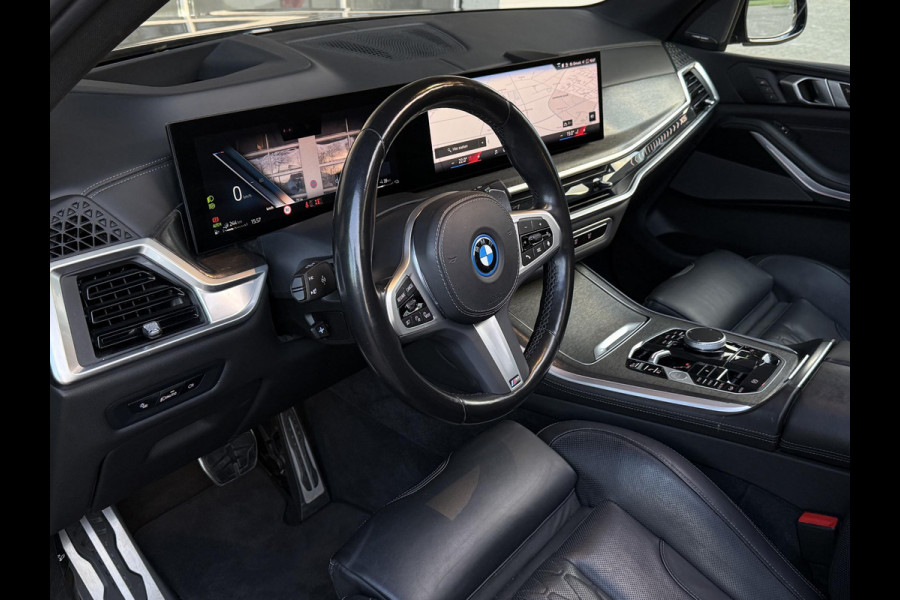 BMW X5 xDrive50e M SPORT PRO | PANORAMA | HARMAN KARDON | TREKHAAK | M STOELEN | ICONIC GLOW |