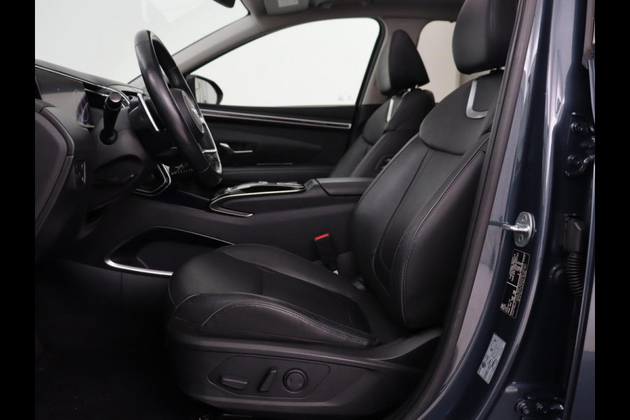 Hyundai Tucson 1.6 T-GDI PHEV Premium Sky 4WD | Panoramadak | Stoelventilatie | Leder | 360 Camera | Adaptive cruise | Memory | Achterbankverwarming | Carplay | Full LED | Navigatie | Plug In