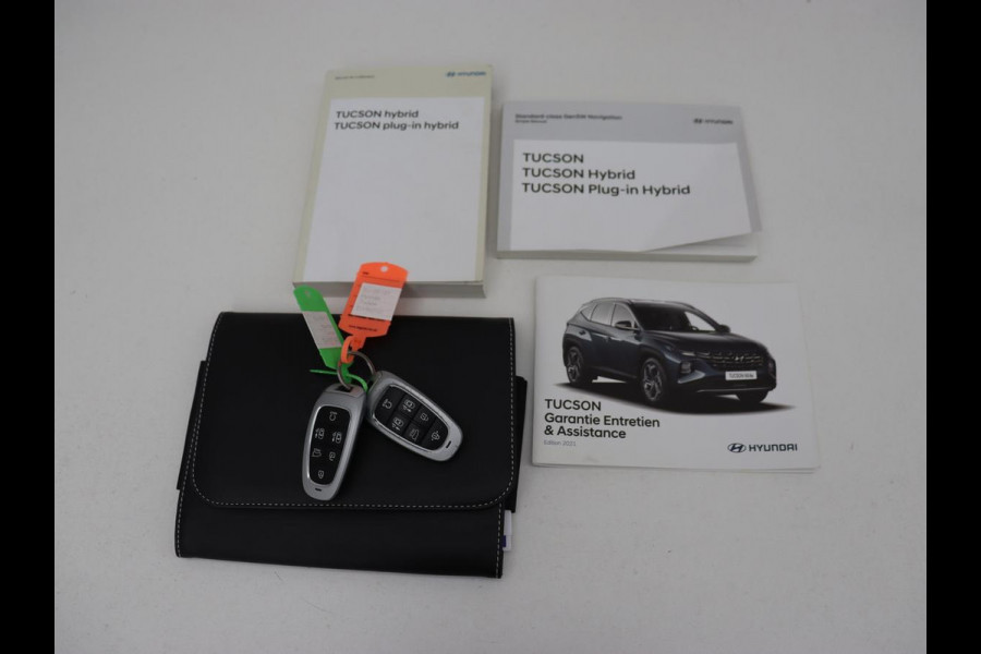 Hyundai Tucson 1.6 T-GDI PHEV Premium Sky 4WD | Panoramadak | Stoelventilatie | Leder | 360 Camera | Adaptive cruise | Memory | Achterbankverwarming | Carplay | Full LED | Navigatie | Plug In