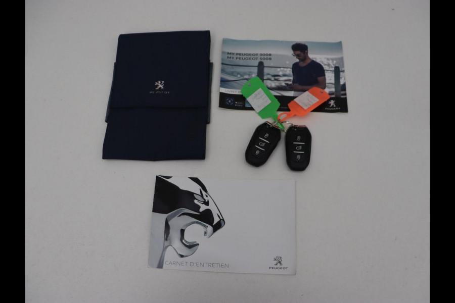 Peugeot 3008 1.6 HYbrid 225 Allure | Carplay | Camera | Half leder | Navigatie | Digital Cockpit | Parkeerhulp | Full LED | Bluetooth | PHEV | Plug In