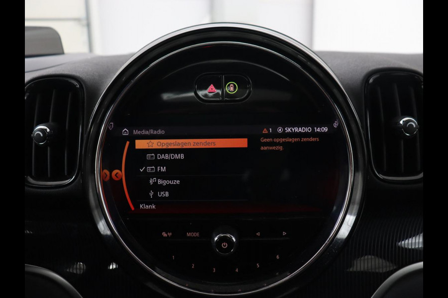 MINI Countryman 1.5 Cooper S E ALL4 | Panoramadak | Head-Up | Leder | Stoelverwarming | Harman/Kardon | Carplay | Adaptive cruise | Navigatie | Camera | Full LED | PHEV | Plug In