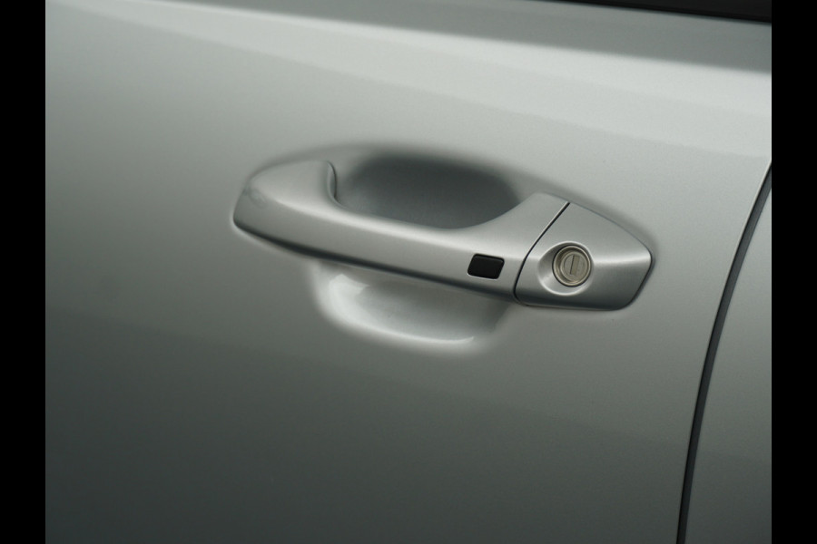 Kia Stonic 1.0 T-GDi MHEV DynamicPlusLine - Navigatie - Apple/Android Carplay - Cruise Control - Lichtmetalen Velgen - Fabrieksgarantie Tot 2031