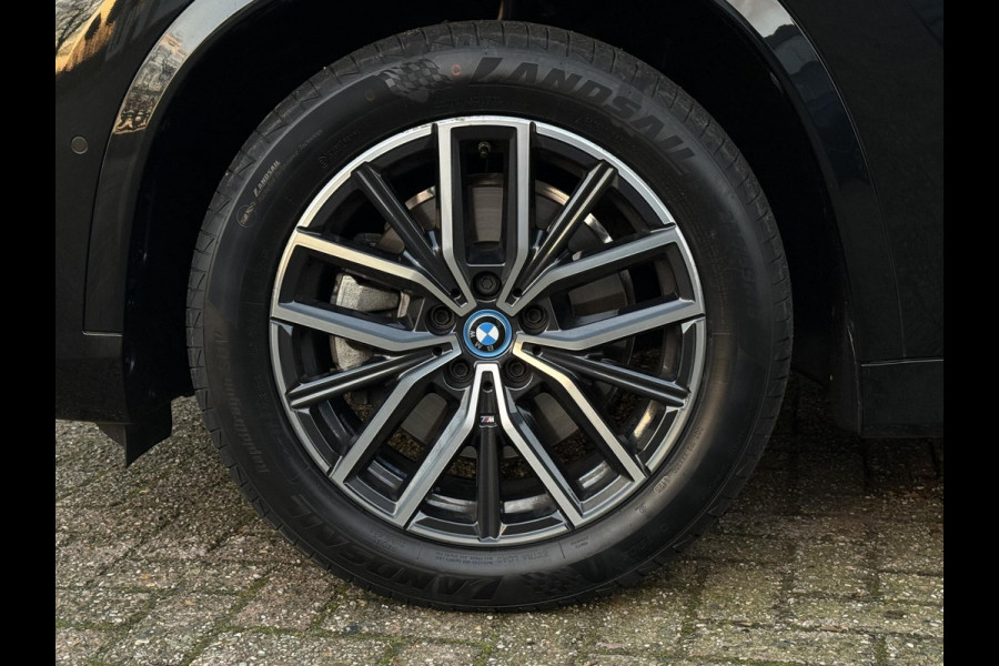 BMW X1 xDrive25e M SPORT | PANORAMA | DRIVING ASS PLUS | CAMERA | ELEKTR. STOELEN MEMORY | STOELVERWARMING |