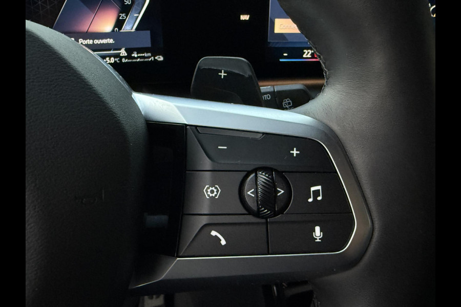 BMW X1 xDrive25e M SPORT | PANORAMA | DRIVING ASS PLUS | CAMERA | ELEKTR. STOELEN MEMORY | STOELVERWARMING |