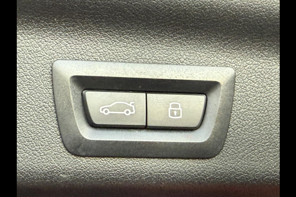 BMW X1 xDrive25e M SPORT | PANORAMA | DRIVING ASS PLUS | CAMERA | ELEKTR. STOELEN MEMORY | STOELVERWARMING |