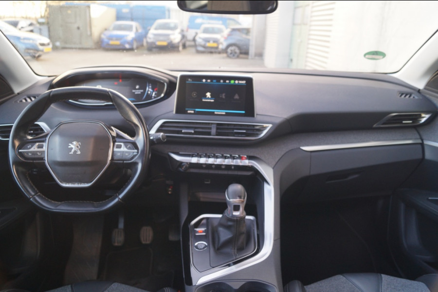 Peugeot 3008 1.2 PureTech 130pk Allure -PANO-ECC-CAM-NAVI-