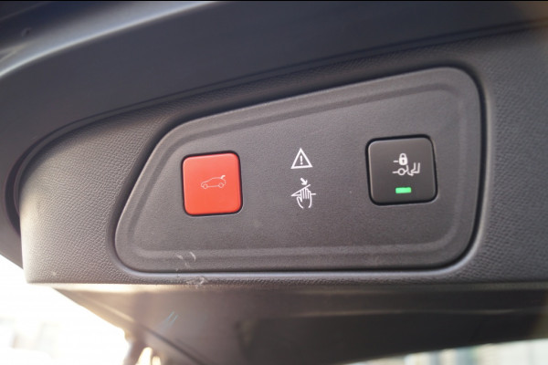 Peugeot 3008 1.2 PureTech 130pk Allure -PANO-ECC-CAM-NAVI-