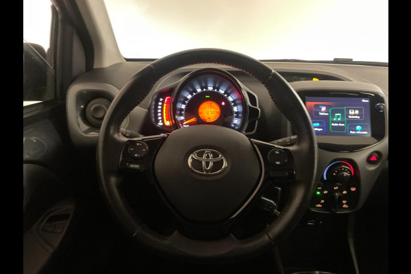 Toyota Aygo 1.0 VVT-i x-play AIRCO NAVI VIA APP BLUETOOTH ELEK RAMEN CENT VERG VELGEN 5DRS PRIVACYGLAS NIEUWSTAAT