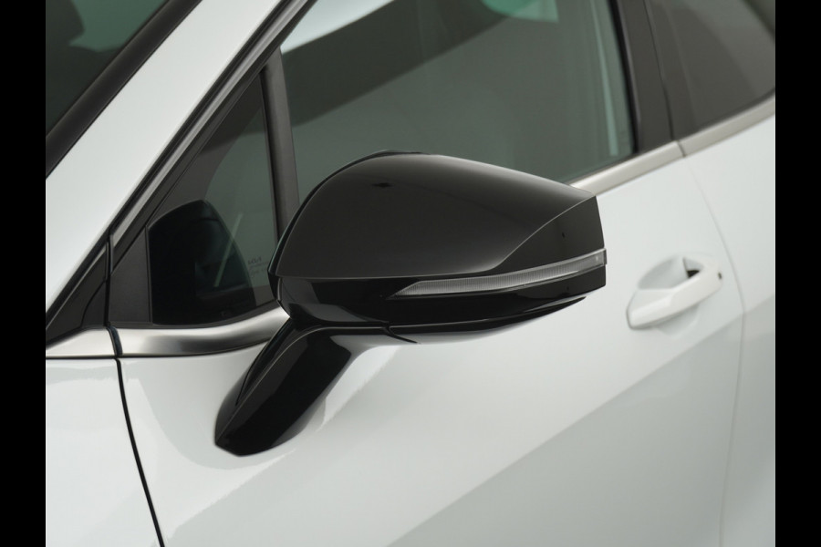 Kia Sportage 1.6 T-GDi Hybrid GT-Line Automaat Apple Carlpay/Android Auto - Cruise Control Adapatief - Dodehoekdetectie - Panorama Dak - Navigatie -  Stoel/Stuurverwarming - Trekhaak - Fabrieksgarantie tot 05-2031