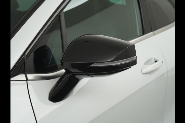 Kia Sportage 1.6 T-GDi Hybrid GT-Line Automaat Apple Carlpay/Android Auto - Cruise Control Adapatief - Dodehoekdetectie - Panorama Dak - Navigatie -  Stoel/Stuurverwarming - Trekhaak - Fabrieksgarantie tot 05-2031