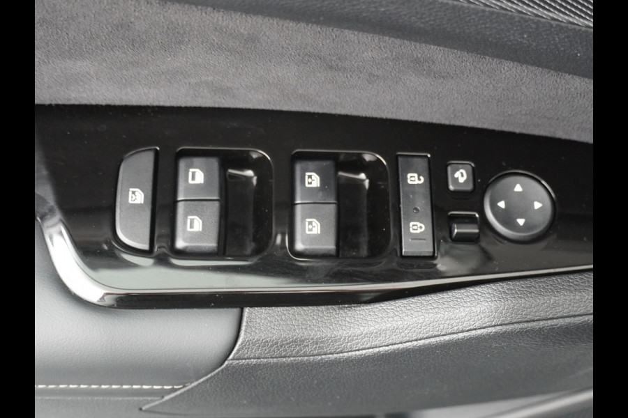 Kia Sportage 1.6 T-GDi Hybrid GT-Line Automaat Apple Carlpay/Android Auto - Cruise Control Adapatief - Dodehoekdetectie - Panorama Dak - Navigatie -  Stoel/Stuurverwarming - Trekhaak - Fabrieksgarantie tot 05-2031