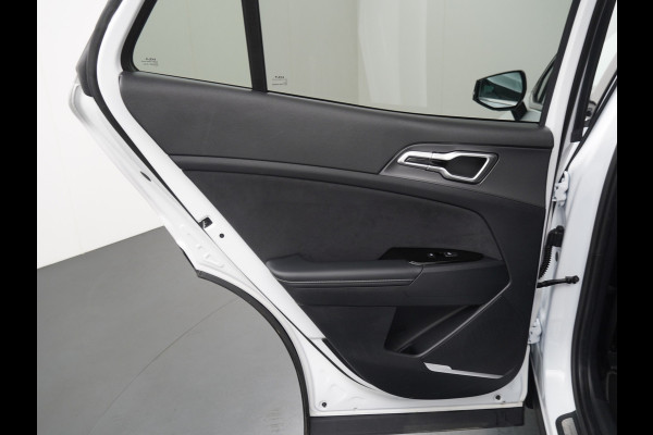 Kia Sportage 1.6 T-GDi Hybrid GT-Line Automaat Apple Carlpay/Android Auto - Cruise Control Adapatief - Dodehoekdetectie - Panorama Dak - Navigatie -  Stoel/Stuurverwarming - Trekhaak - Fabrieksgarantie tot 05-2031