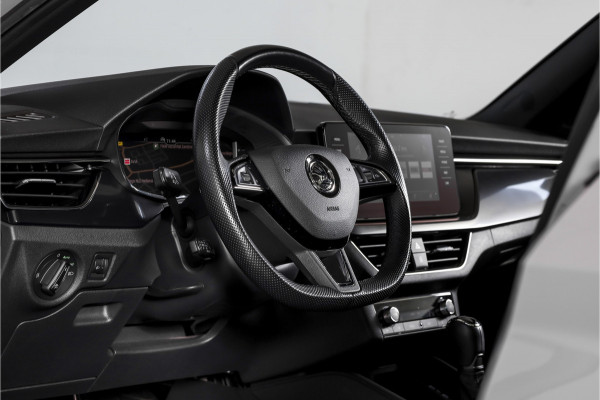 Škoda Kamiq 1.0 TSI 115 PK Sport Business - Automaat | Pano | Dig. Cockpit | Adapt. Cruise | Stoelverw. | PDC | Camera | NAV + App. Connect | ECC | Elek. Klep | Elek. Trekhaak | LM 18" |