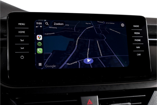 Škoda Kamiq 1.0 TSI 115 PK Sport Business - Automaat | Pano | Dig. Cockpit | Adapt. Cruise | Stoelverw. | PDC | Camera | NAV + App. Connect | ECC | Elek. Klep | Elek. Trekhaak | LM 18" |