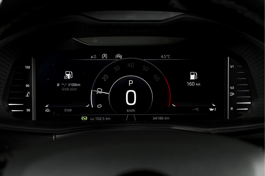 Škoda Kamiq 1.0 TSI 115 PK Sport Business - Automaat | Pano | Dig. Cockpit | Adapt. Cruise | Stoelverw. | PDC | Camera | NAV + App. Connect | ECC | Elek. Klep | Elek. Trekhaak | LM 18" |