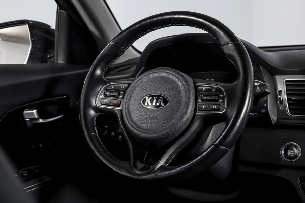 Kia Niro 1.6 GDi Hybrid ExecutiveLine - Automaat Orig. NL | S/K-Dak | Adapt. Cruise | Stoel-+Stuurverw. | PDC | Camera | NAV + App. Connect  | ECC | JBL | Afn. Trekhaak | LM 18" |