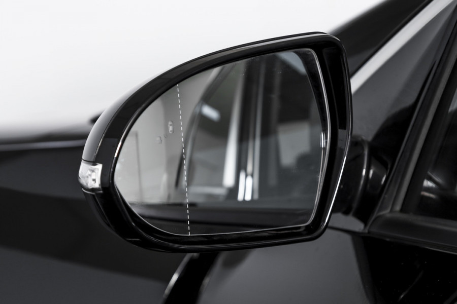 Kia Niro 1.6 GDi Hybrid ExecutiveLine - Automaat Orig. NL | S/K-Dak | Adapt. Cruise | Stoel-+Stuurverw. | PDC | Camera | NAV + App. Connect  | ECC | JBL | Afn. Trekhaak | LM 18" |