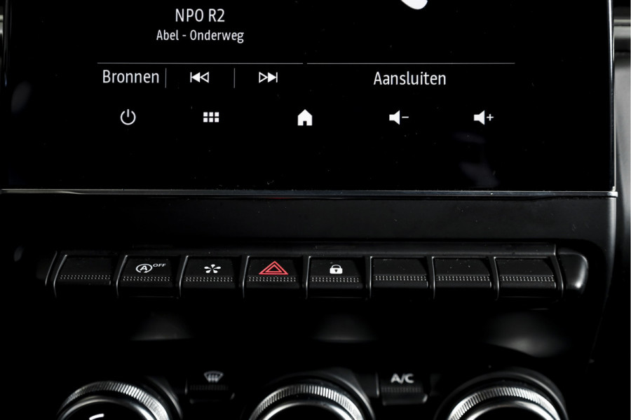 Renault Captur 1.3 TCe 130 Intens 130 PK - Automaat | Dig. Cockpit | Cruise | PDC | | Camera | NAV + App. Connect | ECC | Afn. Trekhaak | DAB | LM 18" |