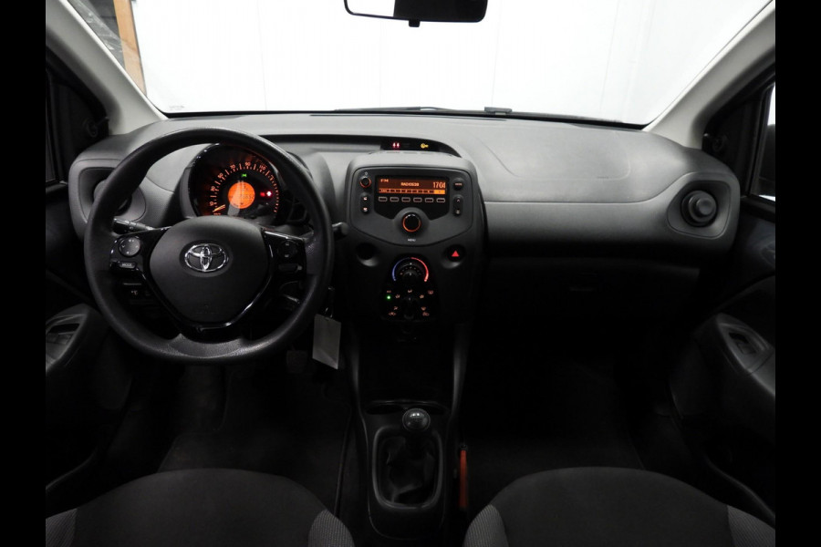 Toyota Aygo 1.0 VVT-i X-Fun AIRCO/BLUETOOTH!