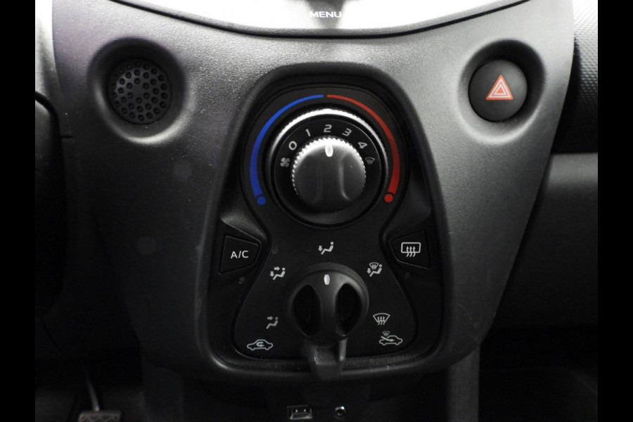 Toyota Aygo 1.0 VVT-i X-Fun AIRCO/BLUETOOTH!