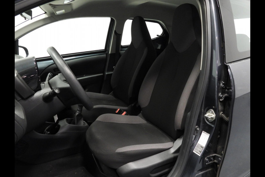 Toyota Aygo 1.0 VVT-i X-Fun AIRCO/BLUETOOTH!