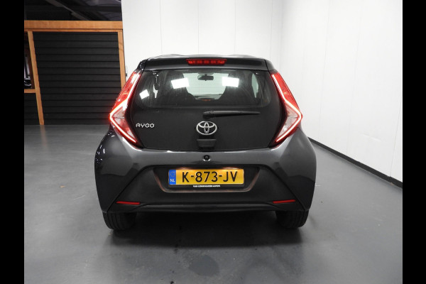 Toyota Aygo 1.0 VVT-i X-Fun AIRCO/BLUETOOTH!