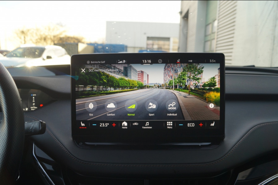 Škoda ENYAQ iV 80 First Edition High -PANO-LEER-LED-TREKHAAK-