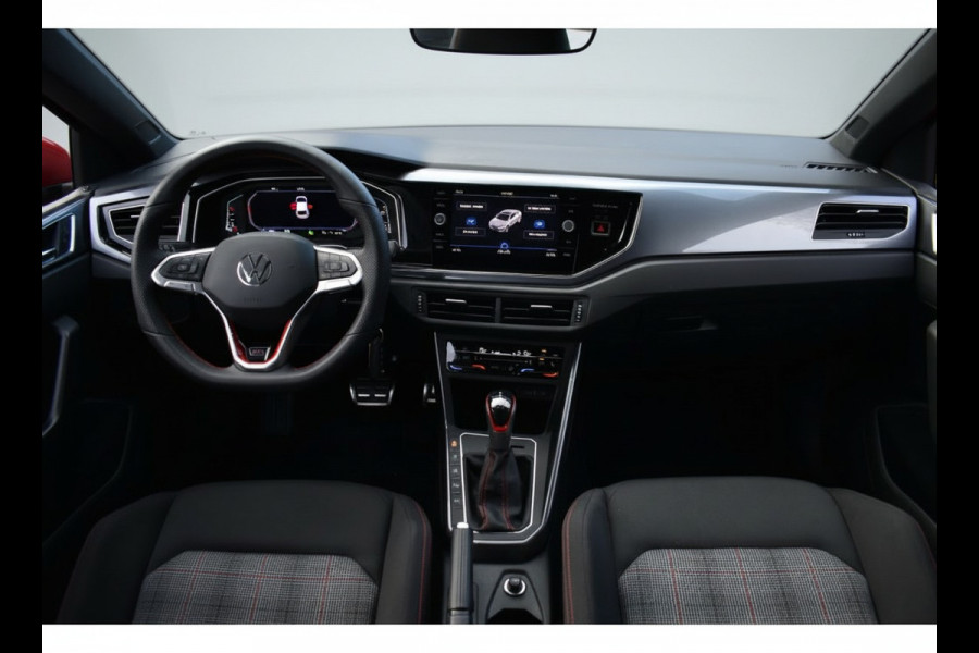 Volkswagen Polo GTI 2.0 TSI 210PK DSG SPORT VIRTUAL/LED/CARPLAY FABRIEKS GARANTIE