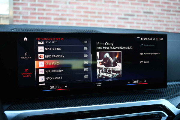 BMW 3 Serie Touring 330e xDrive M-Sport Pro Pano M-zetels ACC HUD 19inch El-klep