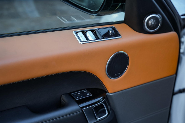 Land Rover Range Rover Sport 2.0 P400e HSE Dynamic Panodak Memory Multimedia Camera Cruise Navigatie