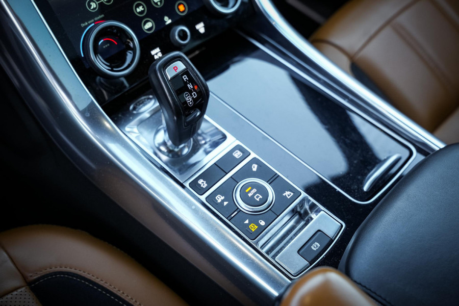 Land Rover Range Rover Sport 2.0 P400e HSE Dynamic Panodak Memory Multimedia Camera Cruise Navigatie