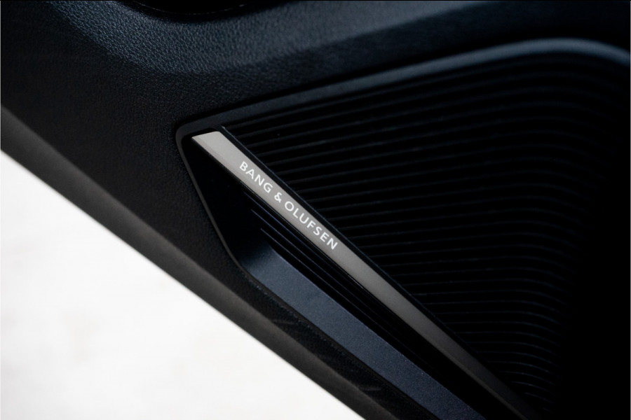 Audi Sq2 2.0 TFSI S Q2 Pro Line+ 301PK | Pano | Sfeer | B&O | LED | VOL! Garantie