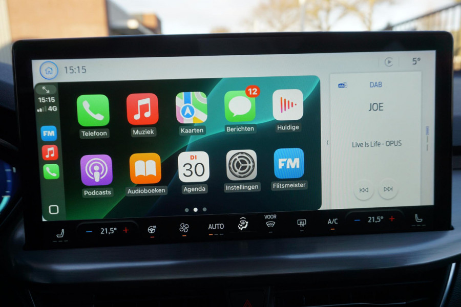 Ford FOCUS Wagon 1.0 EcoB.125PK Hybrid Titanium X/Panoramadak/ Zeldzaam Compleet!!!