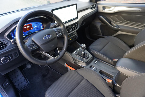 Ford FOCUS Wagon 1.0 EcoB.125PK Hybrid Titanium X/Panoramadak/ Zeldzaam Compleet!!!