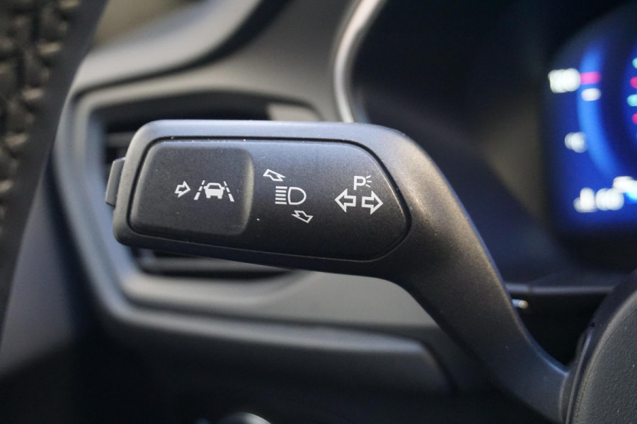 Ford FOCUS Wagon 1.0 EcoB.125PK Hybrid Titanium X/Panoramadak/ Zeldzaam Compleet!!!