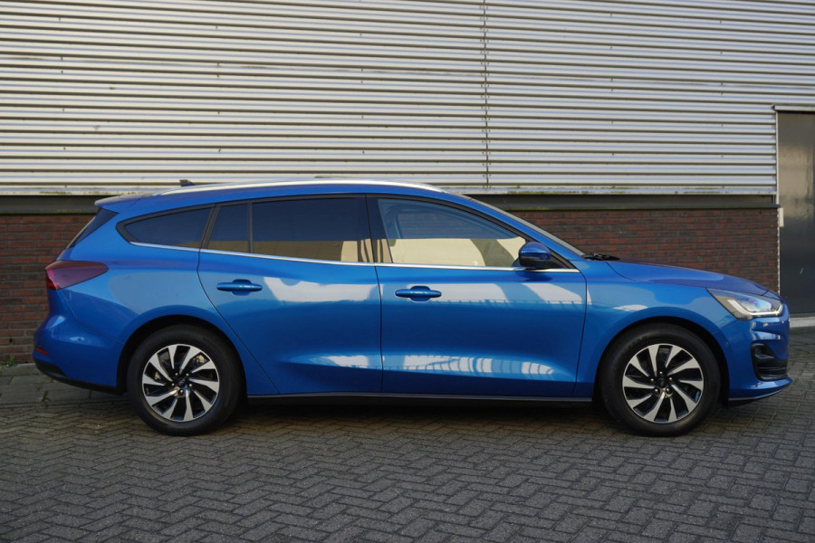 Ford FOCUS Wagon 1.0 EcoB.125PK Hybrid Titanium X/Panoramadak/ Zeldzaam Compleet!!!