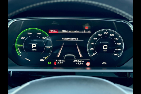 Audi e-tron E-tron 50 quattro Launch edition Black 71 kWh Pano/Memory
