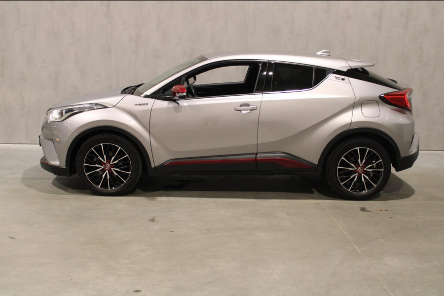 Toyota C-HR 1.8 Hybrid Dynamic Camera/Navigatie/Prijs is rijklaar incl 12 maanden bovag