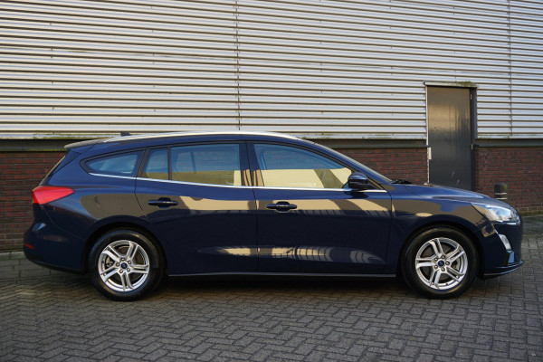 Ford FOCUS Wagon 1.0 EcoB.125PK Hybrid Business/Trekhaak/ Camera/December 2020!!