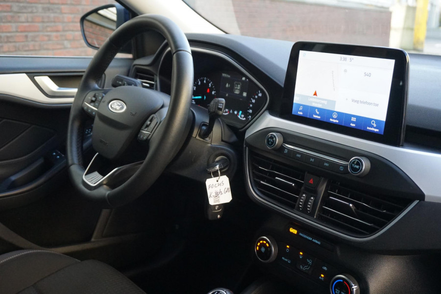 Ford FOCUS Wagon 1.0 EcoB.125PK Hybrid Business/Trekhaak/ Camera/December 2020!!